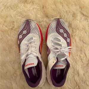 Saucony Endorphin Pro 4